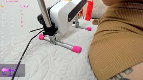   online show from 01/14/25, 02:22