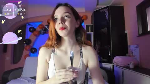 Snapshot of lina_lin_ chatting on 11/10/25, 04:33 Lina online show from 11/10/25, 04:33