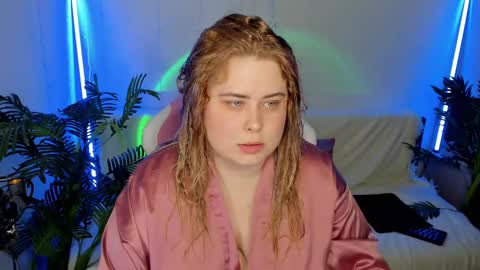 lina_linx online show from 01/26/25, 06:16