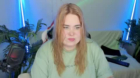 lina_linx online show from 02/01/25, 08:47