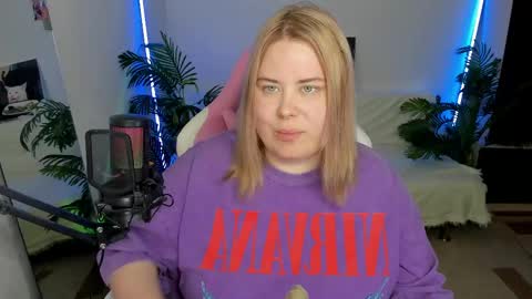 lina_linx online show from 02/17/25, 06:59