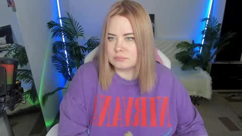 lina_linx online show from 02/22/25, 09:37