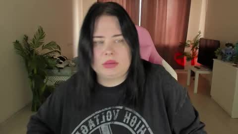 lina_linx online show from 09/09/25, 07:52