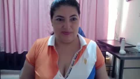Lina Mara99 online show from 02/09/26, 01:37