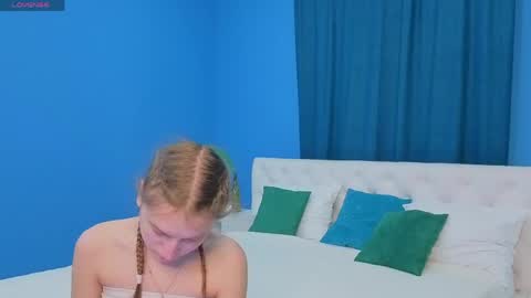 lina_massey online show from 05/24/26, 12:26