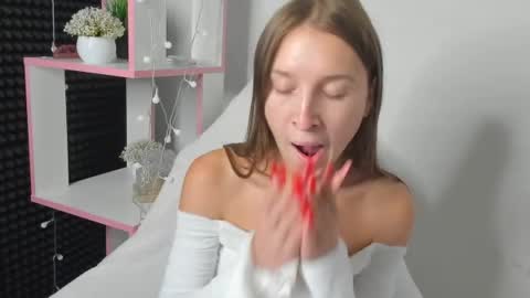 lina_massey online show from 07/14/26, 02:05