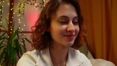 Lina -  online show from 02/16/25, 08:44