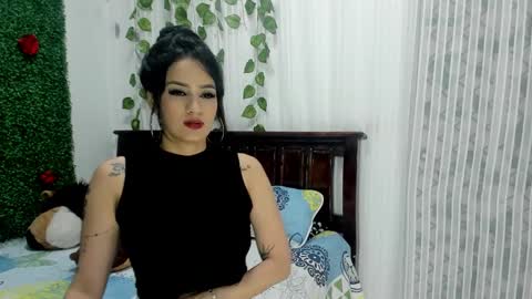 paola online show from 12/03/24, 09:56