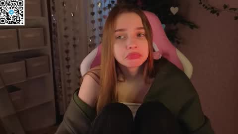 Snapshot of lina_reeds chatting on 03/06/26, 01:24 LINA online show from 03/06/26, 01:24