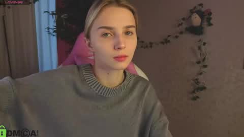 Snapshot of lina_reeds chatting on 04/21/26, 01:07 LINA online show from 04/21/26, 01:07