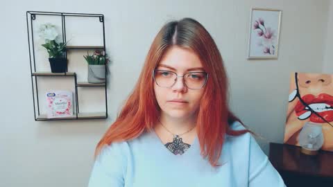 Snapshot of lina_ri chatting on 10/29/25, 10:17 lina_ri online show from 10/29/25, 10:17