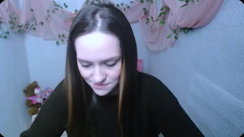 Lina online show from 12/16/24, 06:53