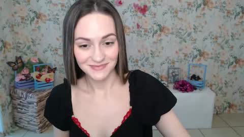 Lina online show from 02/15/25, 06:44