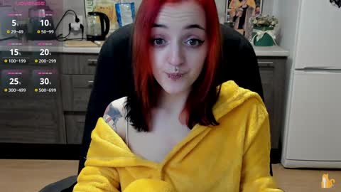 Snapshot of lina_tyaan chatting on 12/10/24, 06:17 Lina 3 1715622743 online show from 12/10/24, 06:17