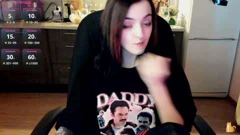 Snapshot of lina_tyaan chatting on 12/19/24, 08:13 Lina 3 1715622743 online show from 12/19/24, 08:13