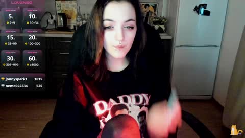Snapshot of lina_tyaan chatting on 12/24/24, 11:38 Lina 3 1715622743 online show from 12/24/24, 11:38