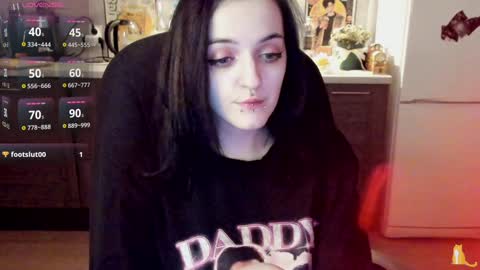 Snapshot of lina_tyaan chatting on 01/06/25, 02:26 Lina 3 1715622743 online show from 01/06/25, 02:26