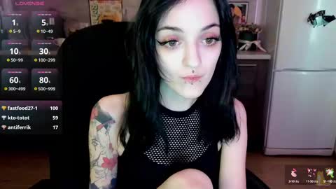 Snapshot of lina_tyaan chatting on 02/28/25, 10:09 Lina 3 1715622743 online show from 02/28/25, 10:09