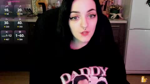 Snapshot of lina_tyaan chatting on 03/12/25, 08:08 Lina 3 1715622743 online show from 03/12/25, 08:08