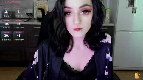 Lina 3  1715622743 online show from 09/19/25, 06:59