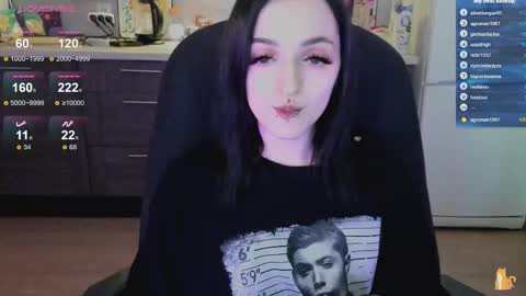 Lina 3  1715622743 online show from 09/26/25, 08:07