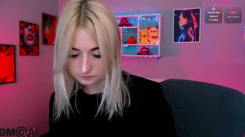 Snapshot of linaa_dolly chatting on 06/07/26, 07:50 linaa_dolly online show from 06/07/26, 07:50