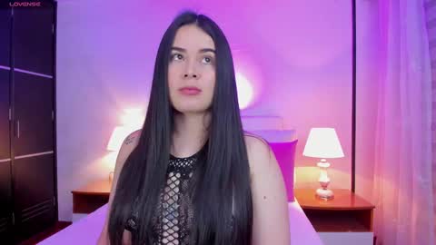 lina online show from 02/17/25, 12:43