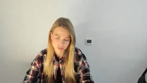 linabey online show from 10/22/25, 01:22