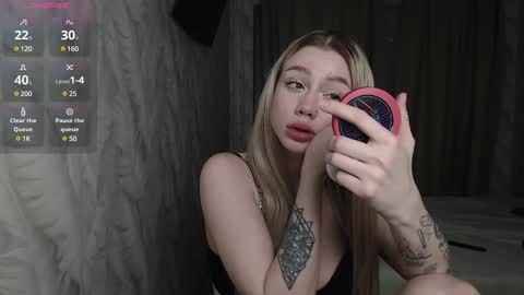 linacute52 online show from 02/13/25, 07:42