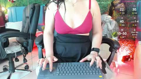 Lina  online show from 01/17/26, 11:26