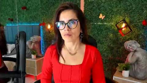 Lina  online show from 07/24/26, 11:30