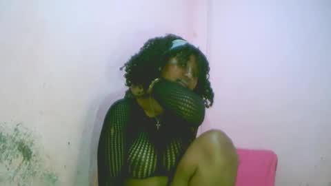 Snapshot of linah1123 chatting on 10/05/25, 09:34 linah1123 online show from 10/05/25, 09:34