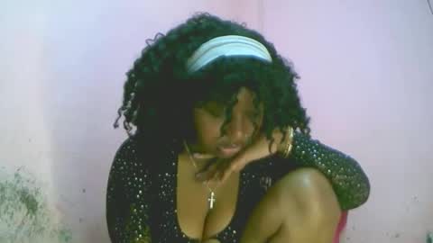 Snapshot of linah1123 chatting on 10/07/25, 05:59 linah1123 online show from 10/07/25, 05:59