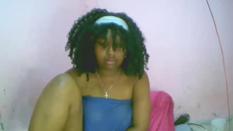 Snapshot of linah1123 chatting on 10/12/25, 10:42 linah1123 online show from 10/12/25, 10:42