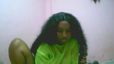 Snapshot of linah1123 chatting on 11/11/25, 11:54 linah1123 online show from 11/11/25, 11:54