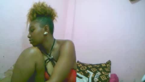 Snapshot of linah1123 chatting on 11/20/25, 07:30 linah1123 online show from 11/20/25, 07:30