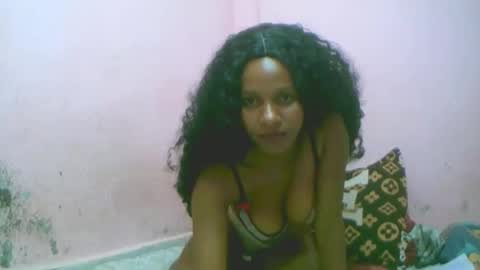 Snapshot of linah1123 chatting on 12/01/25, 07:19 linah1123 online show from 12/01/25, 07:19