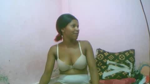 Snapshot of linah1123 chatting on 12/03/25, 11:41 linah1123 online show from 12/03/25, 11:41