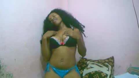 Snapshot of linah1123 chatting on 12/04/25, 09:12 linah1123 online show from 12/04/25, 09:12