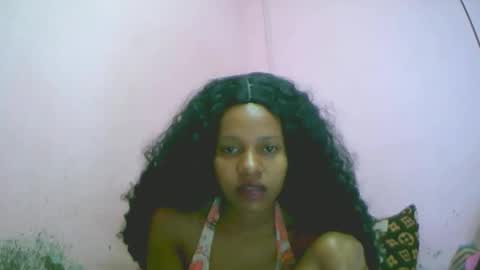 Snapshot of linah1123 chatting on 12/14/25, 09:25 linah1123 online show from 12/14/25, 09:25