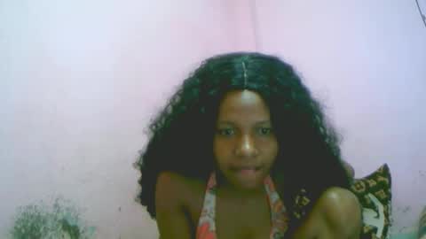 Snapshot of linah1123 chatting on 12/14/25, 09:41 linah1123 online show from 12/14/25, 09:41