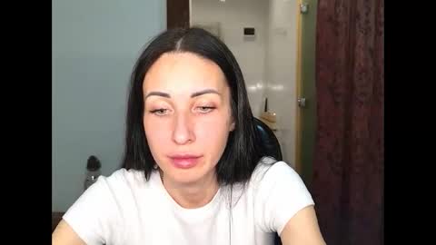 Snapshot of linalivee chatting on 10/30/25, 07:47 LinaLivee online show from 10/30/25, 07:47