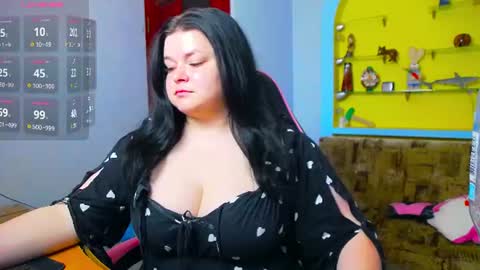 Lina online show from 07/18/26, 07:01