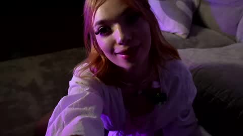 LinaVelle online show from 05/02/26, 03:11