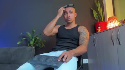 lincom amith online show from 09/25/25, 11:52