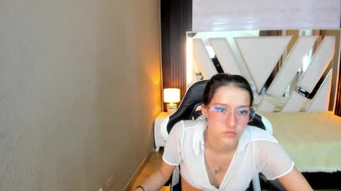  Linda  online show from 04/24/26, 07:05