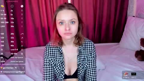 Snapshot of linda__bryant chatting on 02/21/25, 04:07 Linda GMT2 Mon Tu Fri Sa Su 0300am-1000 am online show from 02/21/25, 04:07