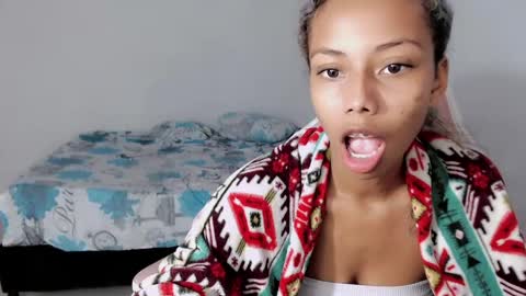 Snapshot of linda_brown_1 chatting on 04/17/26, 11:13 linda brown online show from 04/17/26, 11:13