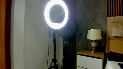 linda cabal online show from 10/02/25, 08:49