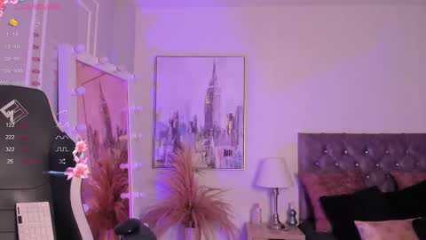 linda_caroline online show from 03/06/25, 02:19